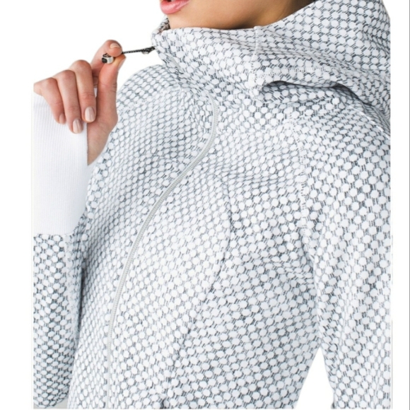 Lululemon Ribbed Scuba Hoodie - Picture 2 of 8